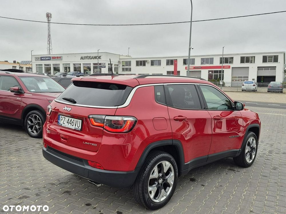 Jeep Compass - 4