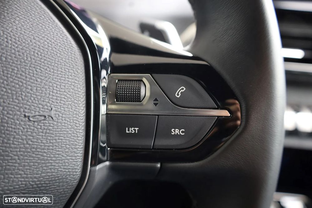 Peugeot 5008 1.2 PureTech Allure EAT8 - 39