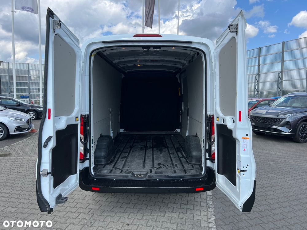 Ford Transit - 13