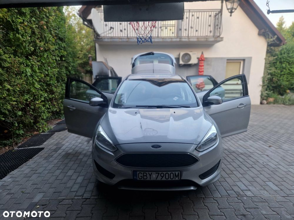 Ford Focus 1.5 TDCi SYNC Edition - 1