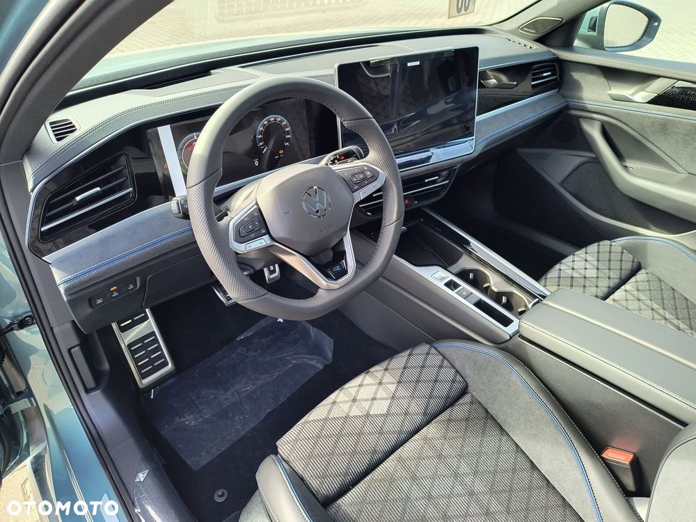 Volkswagen Passat Variant - 11
