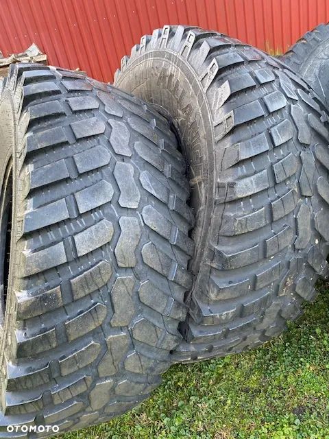 Opony 600/70R30 - 1