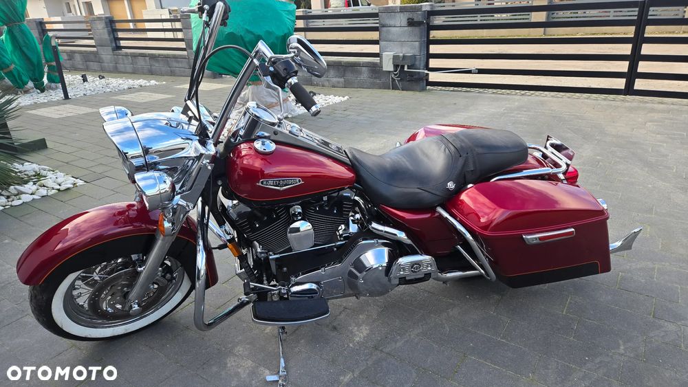 Harley-Davidson Touring Road King - 2