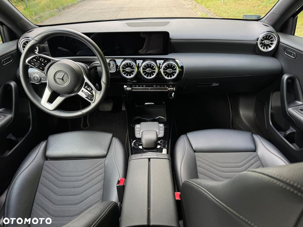 Mercedes-Benz Klasa A 180 Style 7G-DCT - 18
