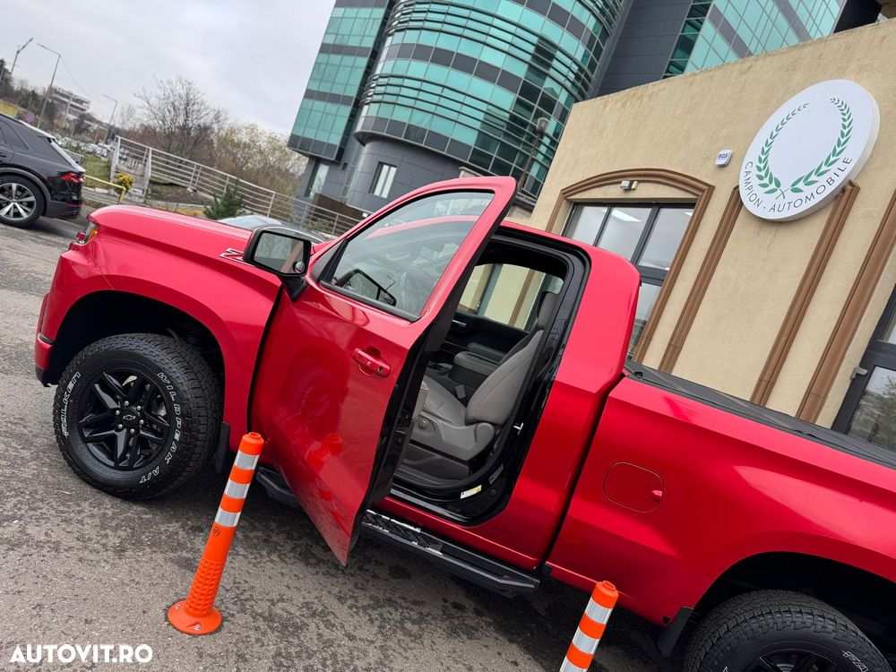 Chevrolet Silverado - 10