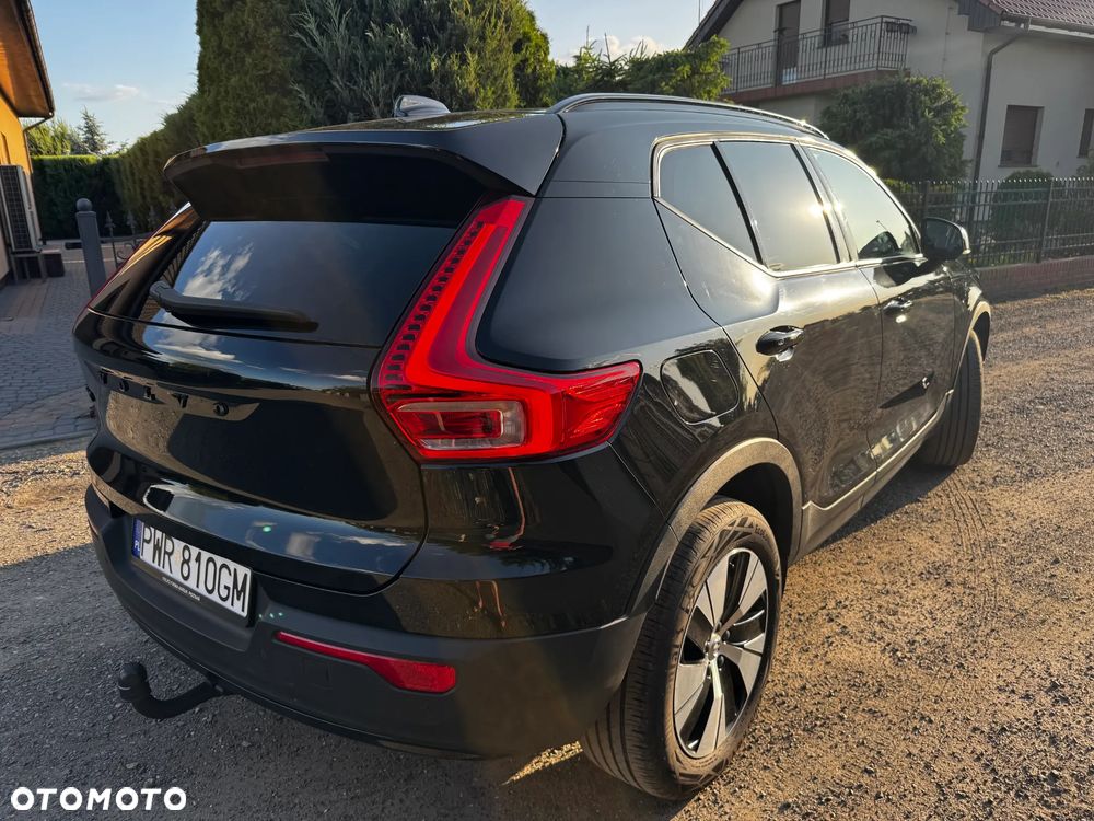 Volvo XC 40 T3 Geartronic Momentum Pro - 4