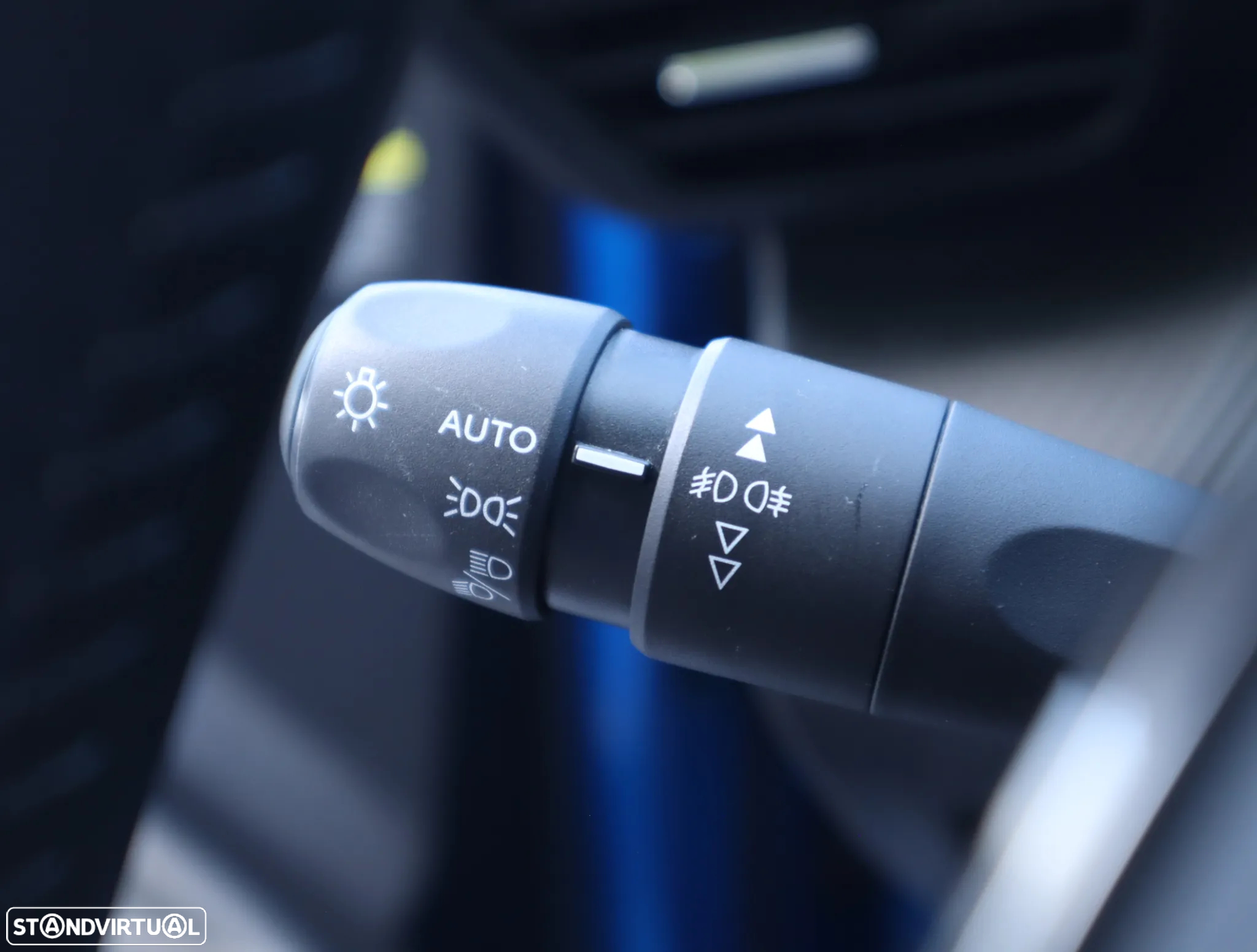 Peugeot e-2008 50 kWh Allure Pack - 34