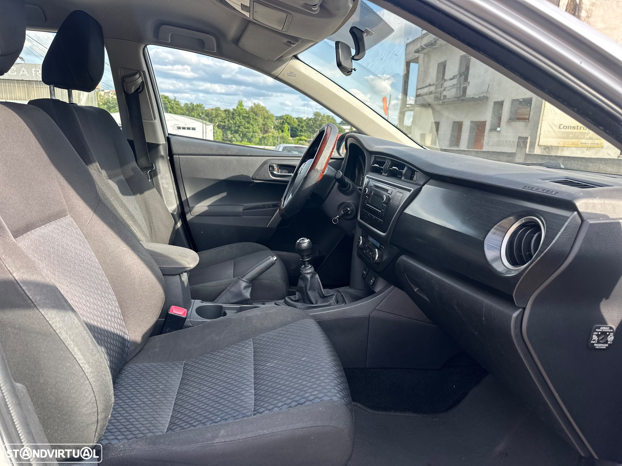 Toyota Auris Touring Sports 1.4 D-4D Com+P.Sport - 8