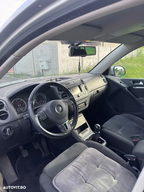 Volkswagen Tiguan 2.0 TDI 4Motion Trend & Fun - 12
