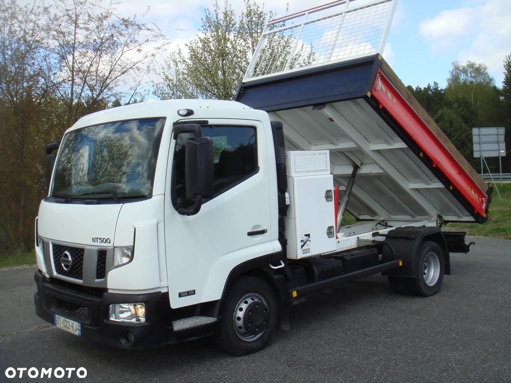 Nissan NT 500 - 1