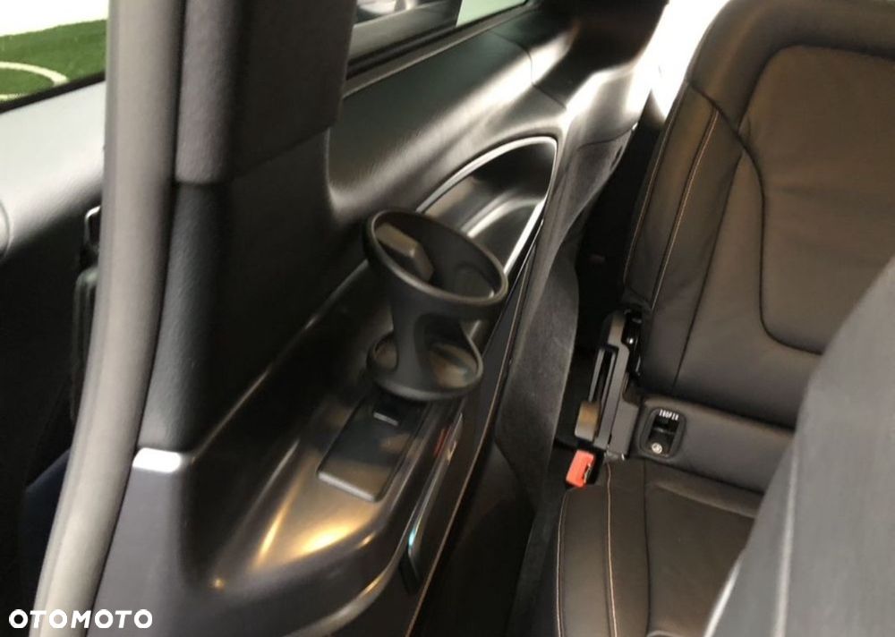 Mercedes-Benz EQV - 32