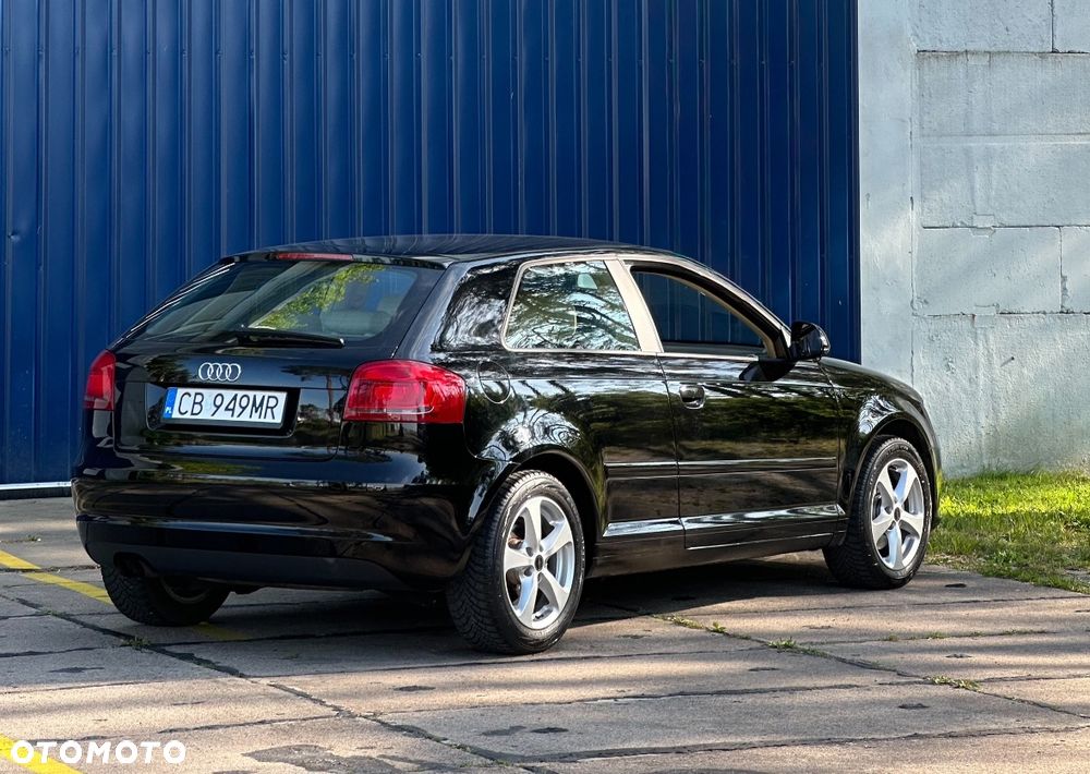 Audi A3 3-drzwiowe 1.4 TFSI Ambiente - 1