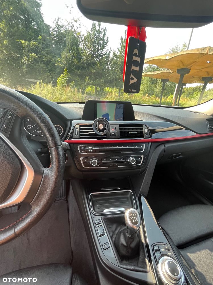 BMW Seria 3 316d M Sport EU6 - 13