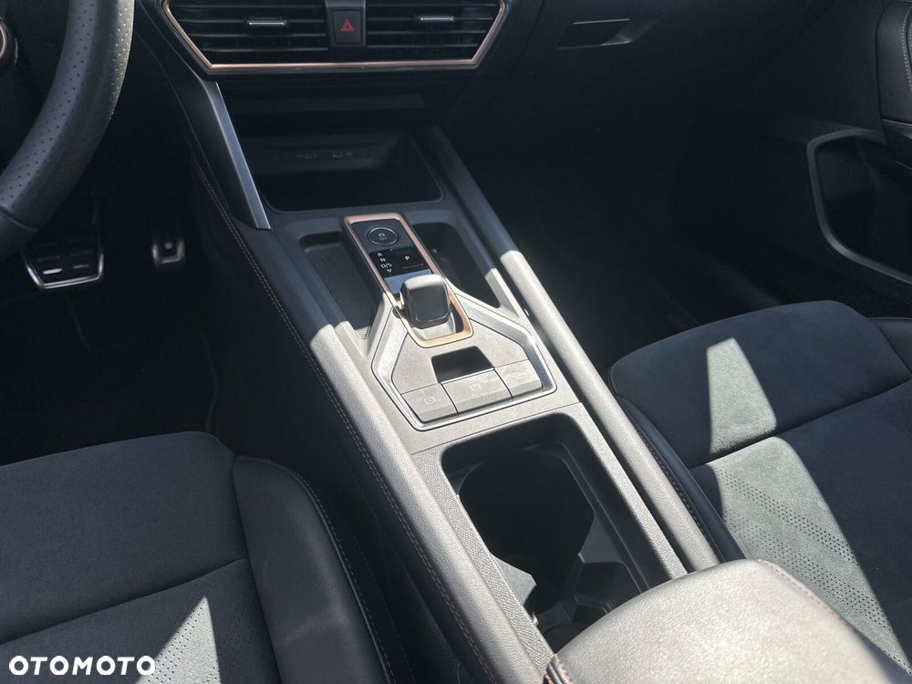 Cupra Formentor 1.5 eTSI mHEV DSG - 30