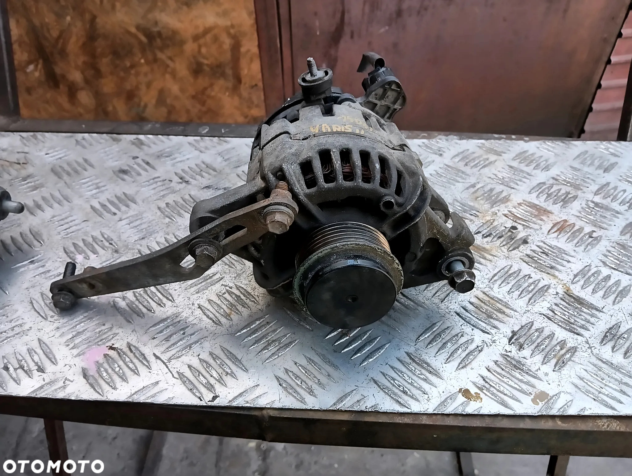 toyota yaris ii 1.4 d4d alternator 90a 27060-0n011 0124225055 bosch - 2