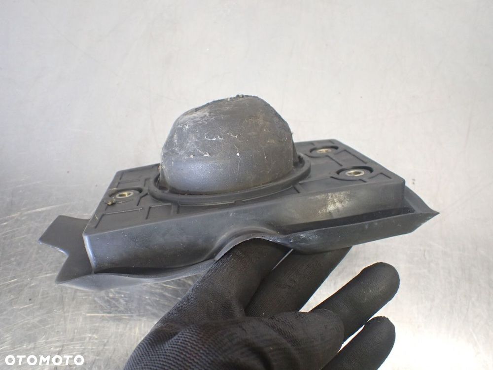OSŁONA GUMA TUNELU LEWARKA BMW E36 COUPE 2.0 M52B20 1421132   1421131 - 2