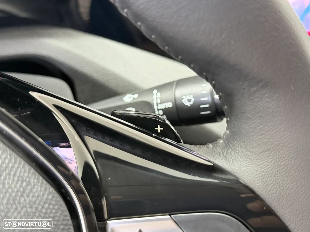Peugeot 308 SW 1.6 Hybrid Allure e-EAT8 - 29