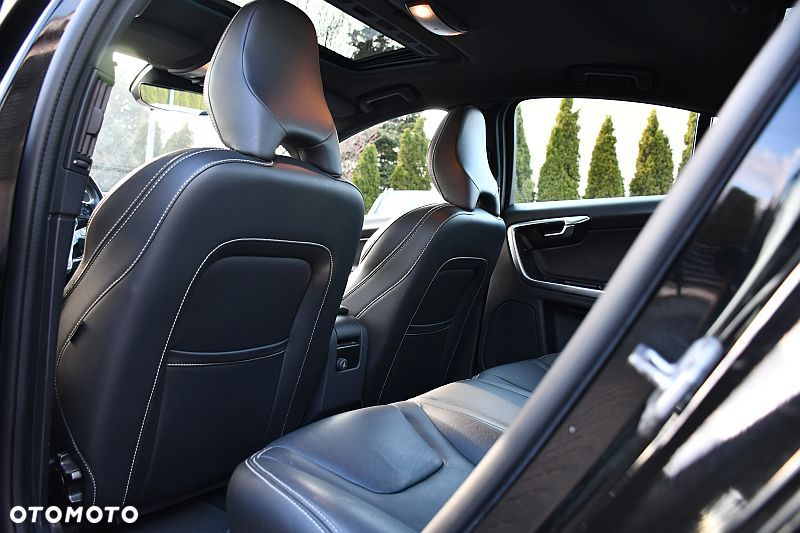 Volvo S60 D3 Geartronic Momentum - 20
