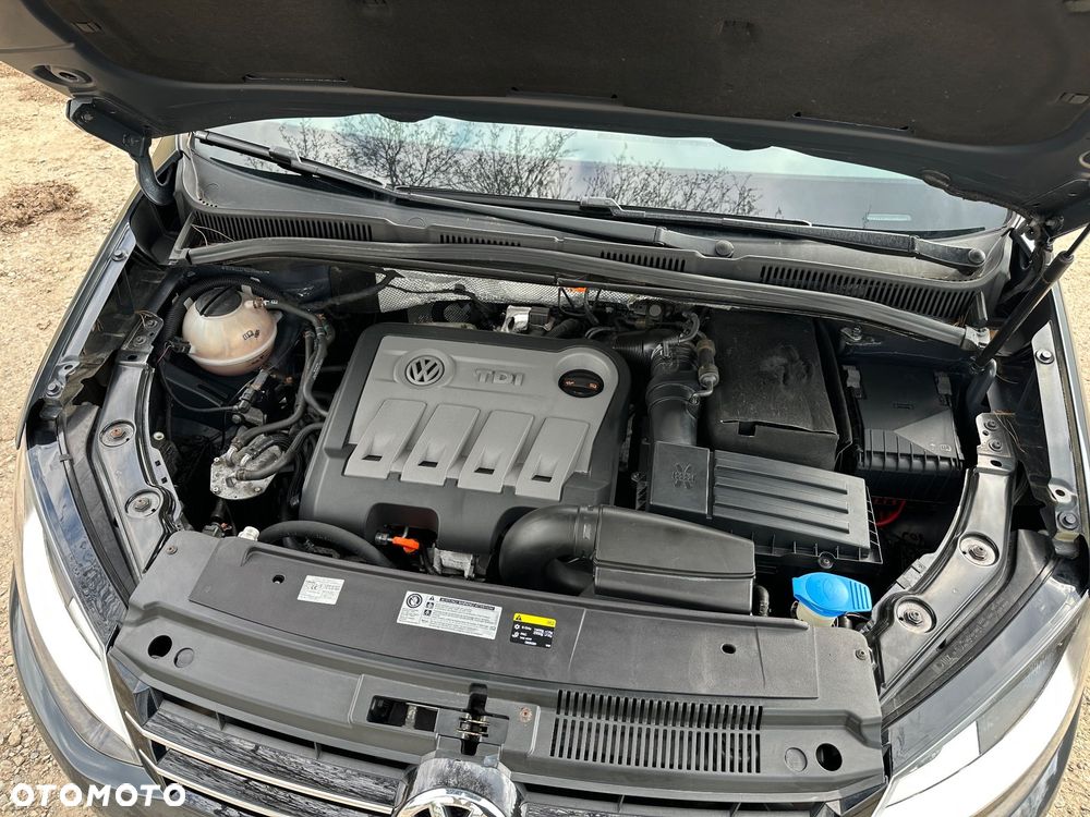 Volkswagen Sharan 2.0 TDI DSG BlueMotion Technology Trendline - 27