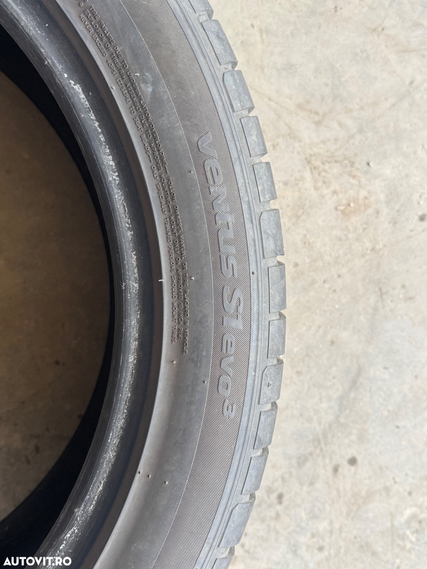 Vând 2 anvelope 245/45/19 hankook de vară ca noi - 7