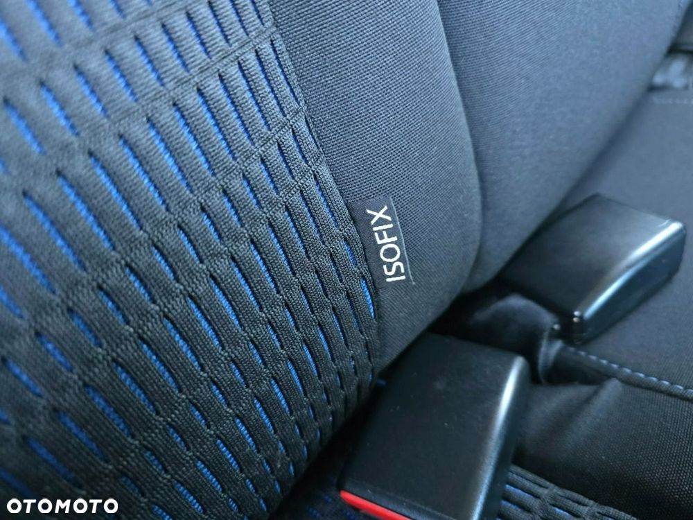 Peugeot 208 2013