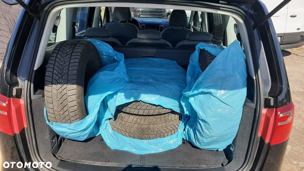 Seat Alhambra 2.0 TDI DPF Ecomotive - 9