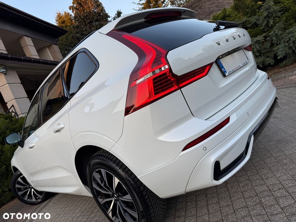 Volvo XC 60 B4 D Ultimate Dark - 24