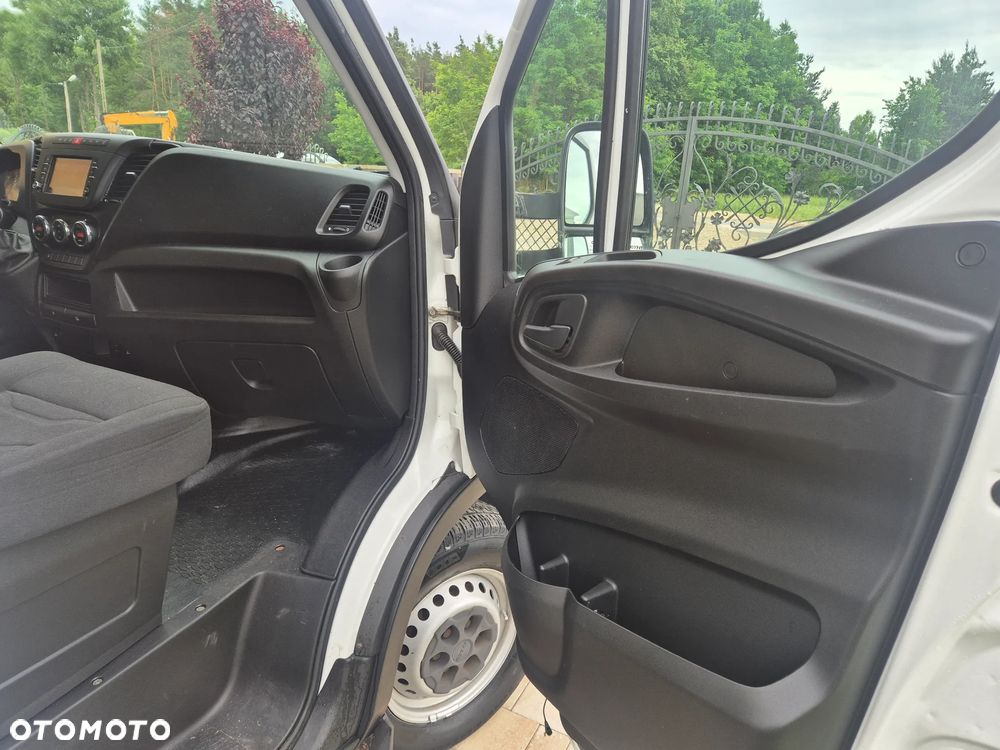 Iveco DAILY 35S17 KONTENER 4.20 WINDA HIMATIC KLIMATRONIC - 17