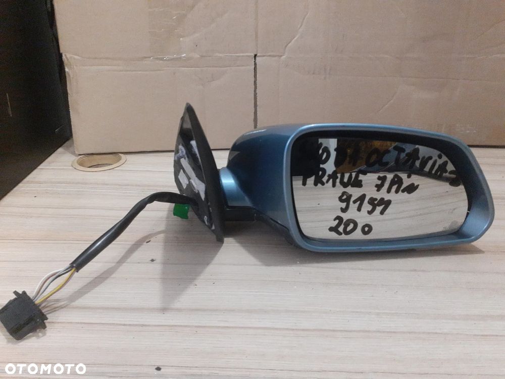 # LUSTERKO PRAWE SKODA OCTAVIA 2 7PIN 9154 BŁĘKITNE - 2