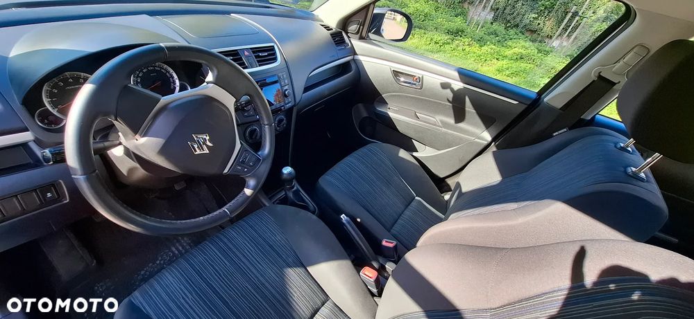 Suzuki Swift - 8