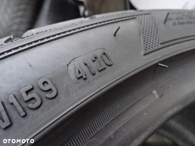 285/30/ZR19 98Y Pirelli Pzero - 9