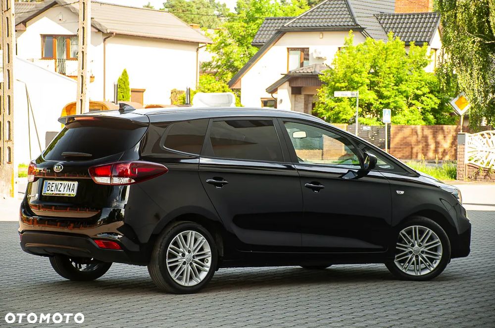 Kia Carens 1.6 GDI L 7os - 11