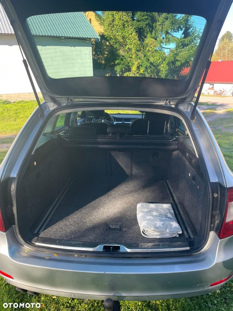 Skoda Superb 2.0 TDI 4x4 Elegance DSG - 9