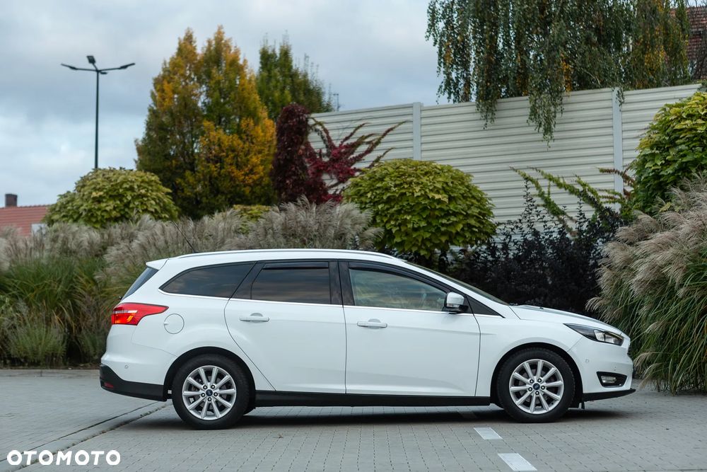 Ford Focus - 15
