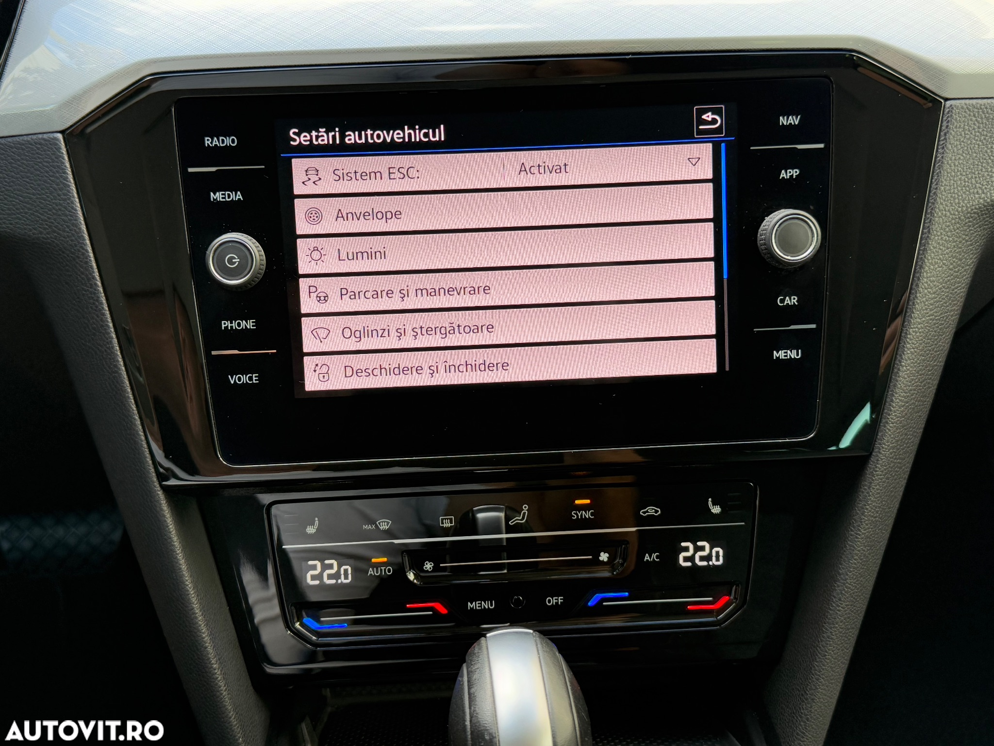 Volkswagen Passat Variant 2.0 TDI DSG Business - 19