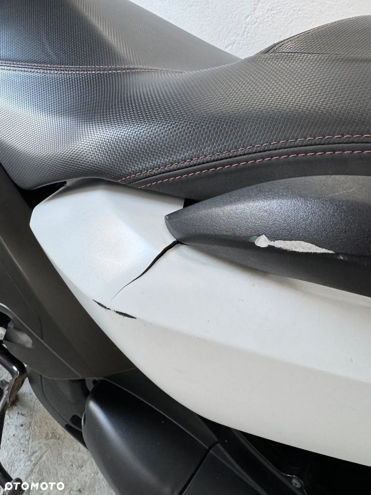 Yamaha X-max - 31