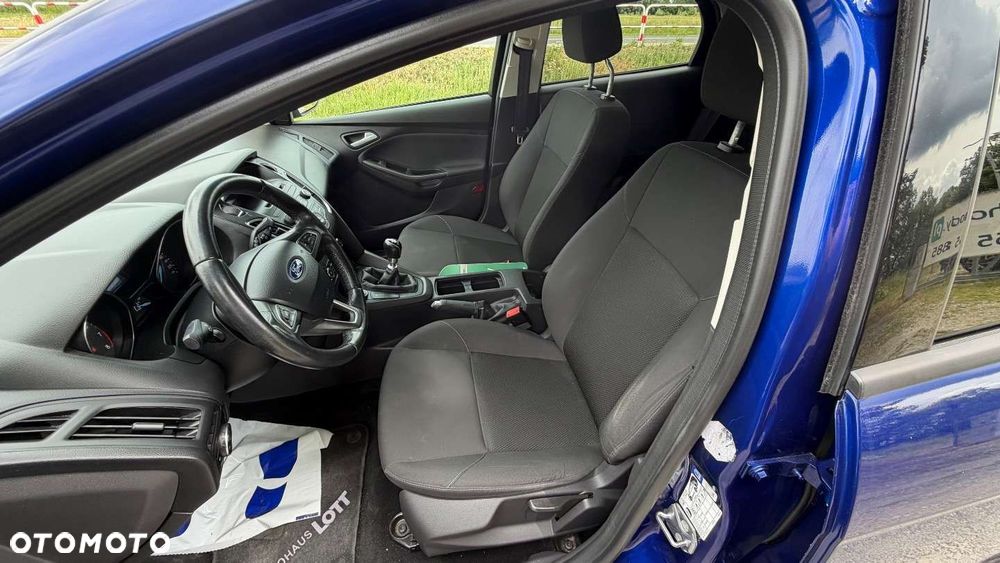 Ford Focus 1.0 EcoBoost Edition - 27