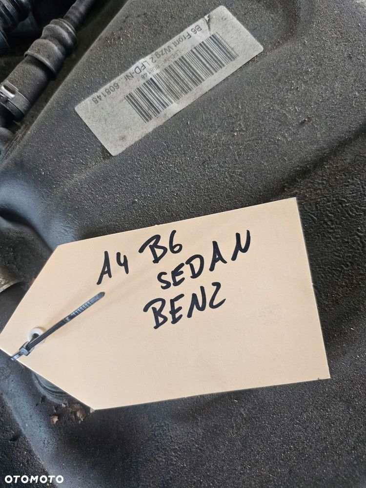 Zbiornik paliwa bak Audi A4 B6 sedan benzyna - 2