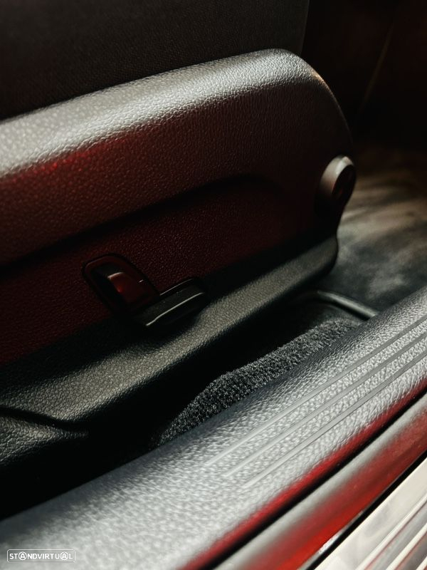 Mercedes-Benz C 180 d Station Exclusive - 38