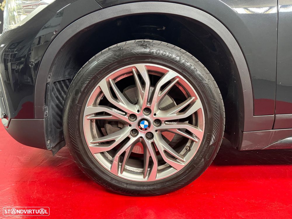 BMW X1 sDrive18d Aut. Sport Line - 11