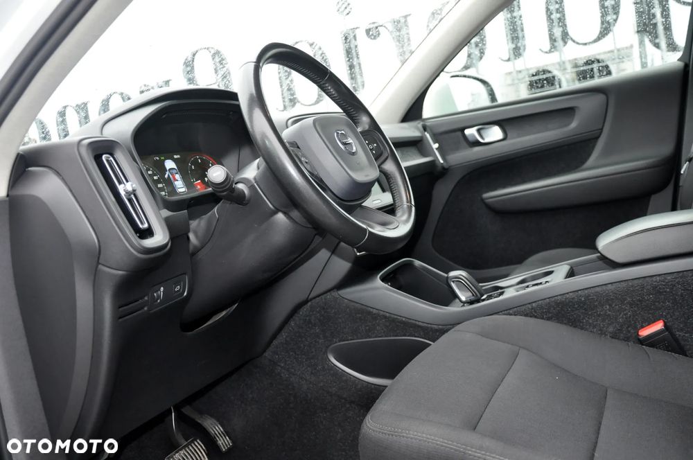 Volvo XC 40 D3 AWD - 22
