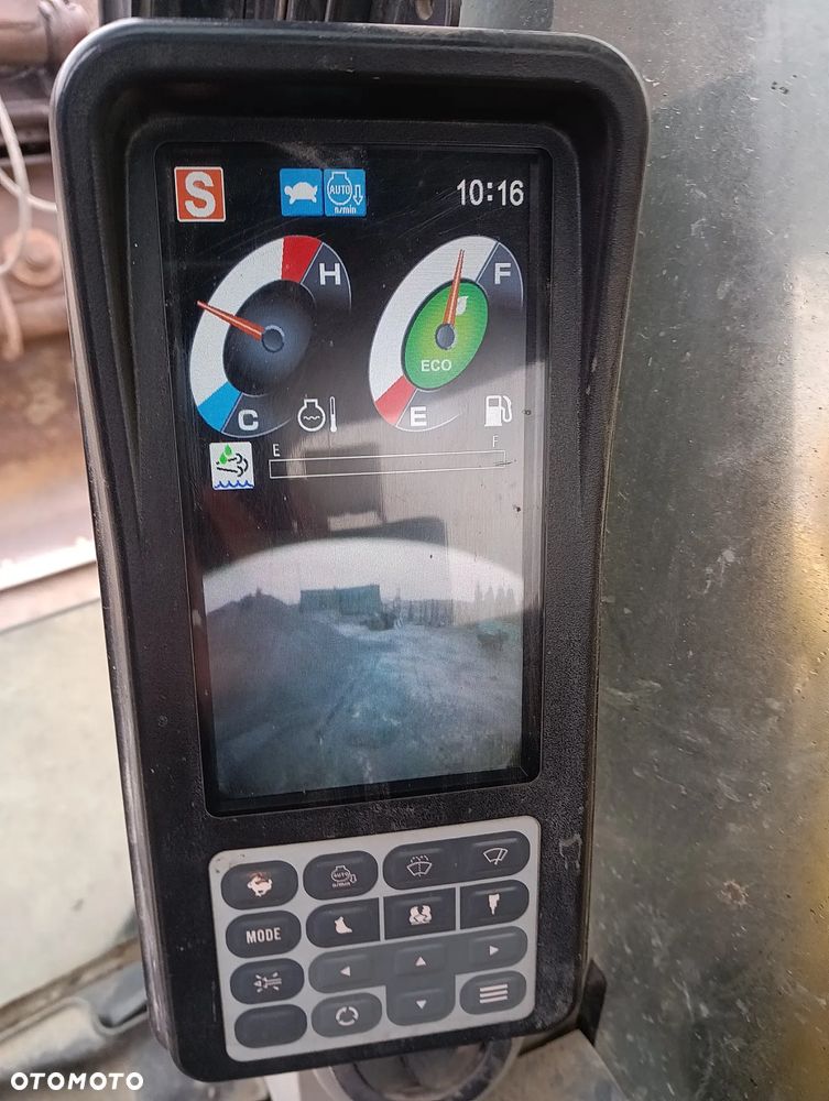 New Holland E215c - 5