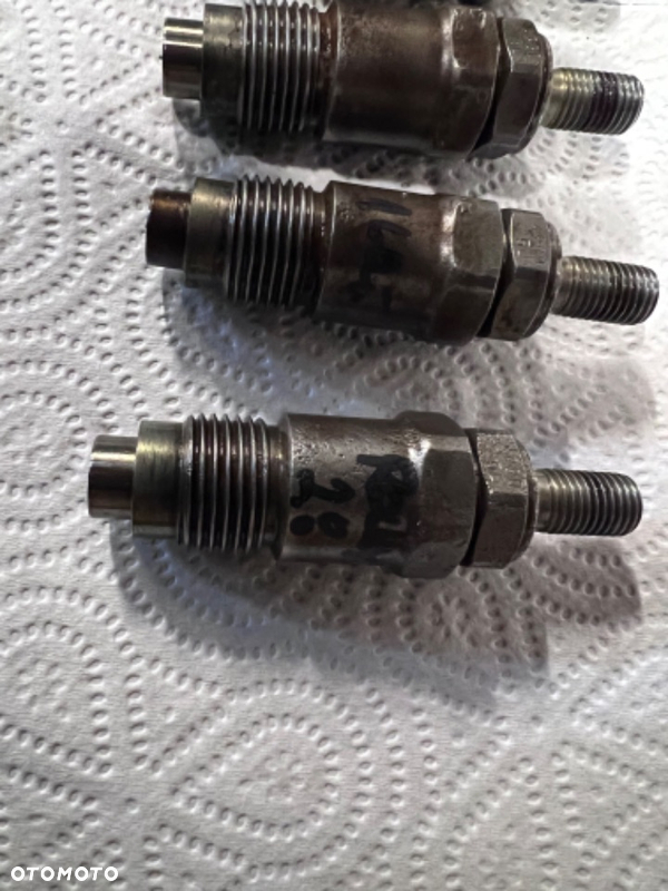 Wtryskiwacze paliwa daihatsu rocky 2.8