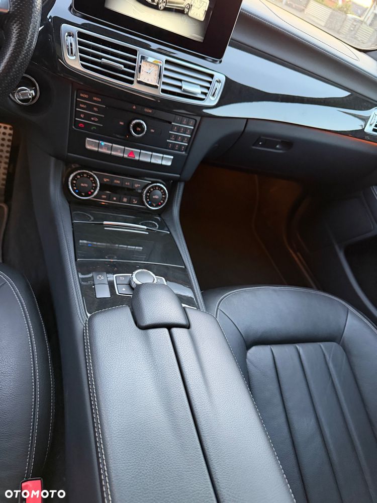Mercedes-Benz CLS 350 d 4Matic 9G-TRONIC Final Edition - 29