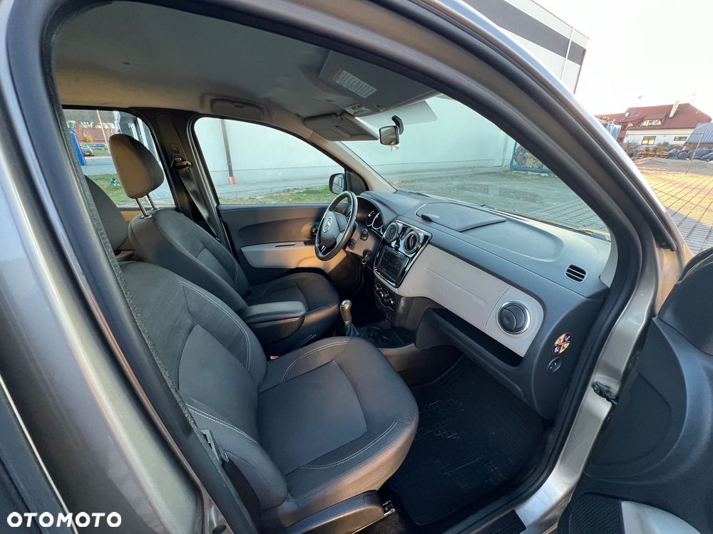 Dacia Lodgy 1.2 TCe Prestige S&S - 17