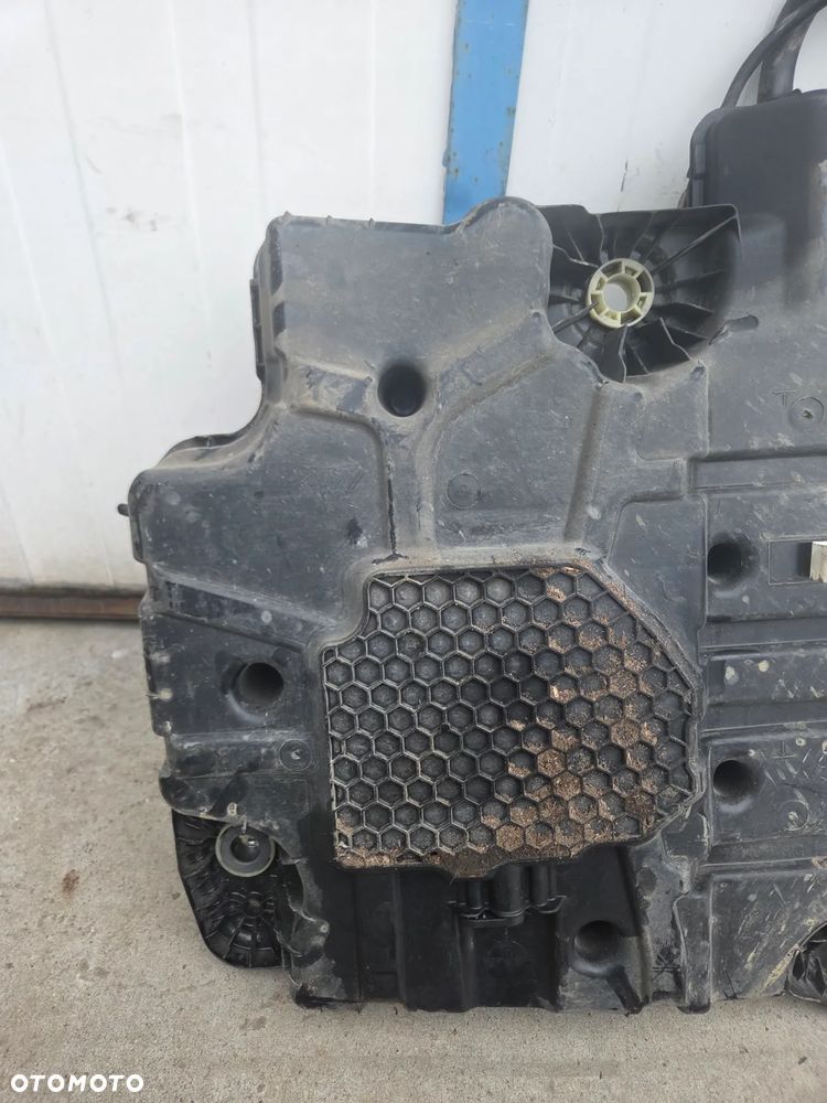 Zbiornik ADBLUE Citroen C3 Aircross 1.5 BLUEHDI - 8