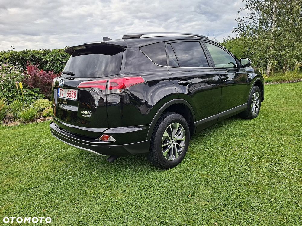 Toyota RAV4 - 4