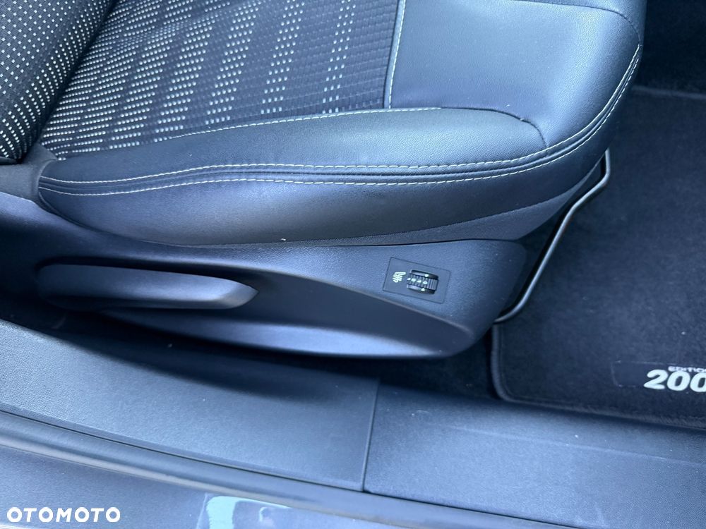 Peugeot 2008 PureTech 130 Stop&Start Allure - 27