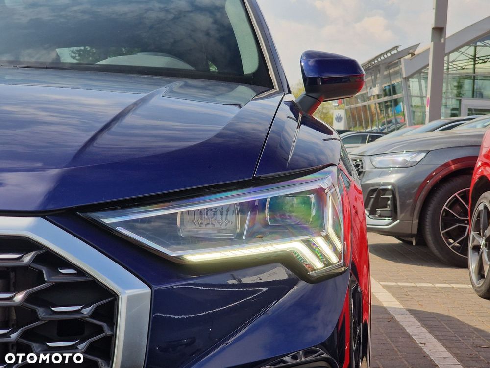 Audi Q3 Sportback - 10