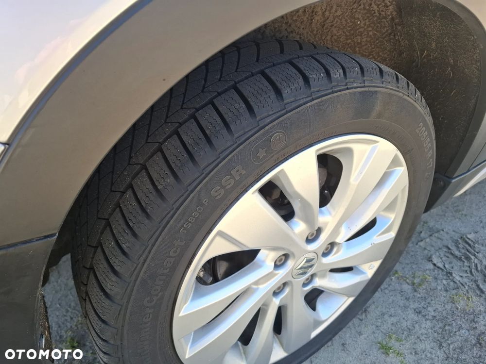 Suzuki SX4 S-Cross 1.6 DDiS Premium 4WD - 10